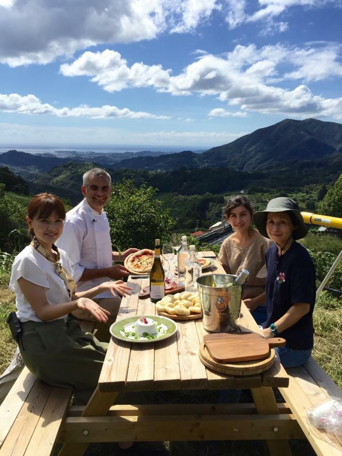 Kumano Winery Guest House ทานาเบะ ภายนอก รูปภาพ