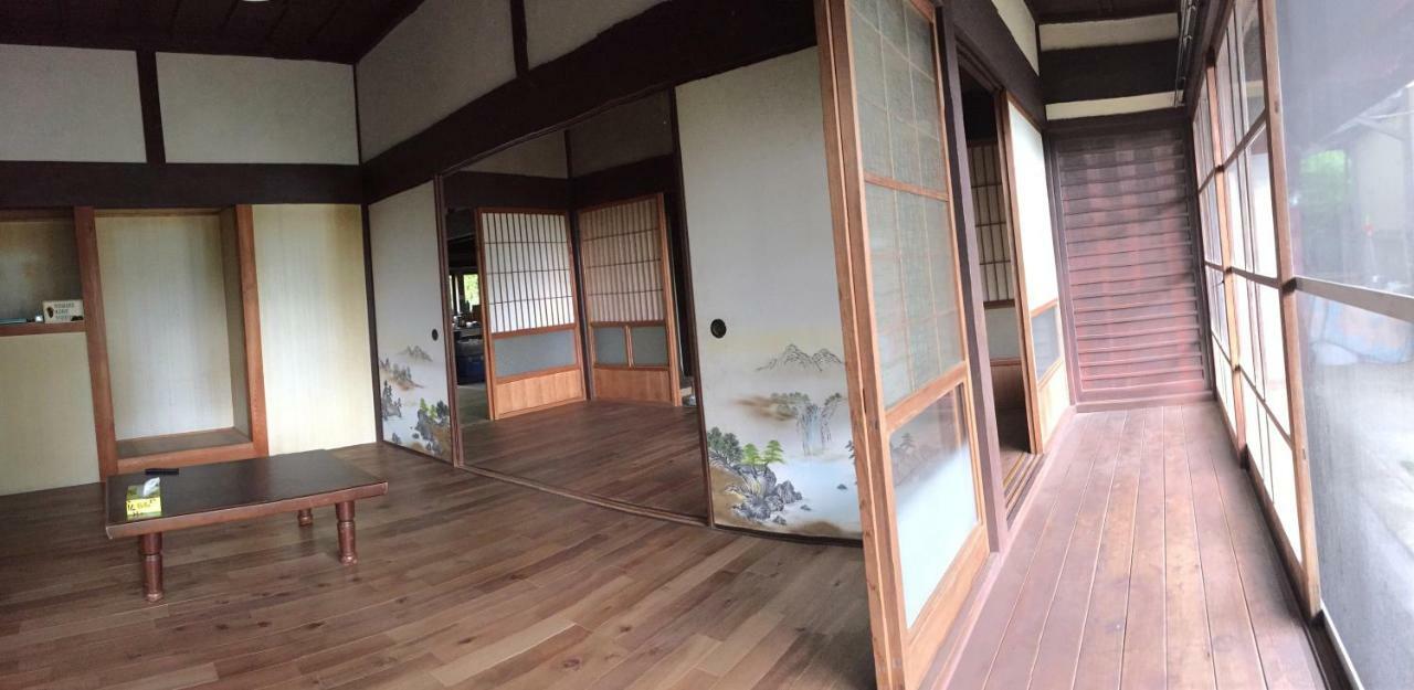 Kumano Winery Guest House ทานาเบะ ภายนอก รูปภาพ
