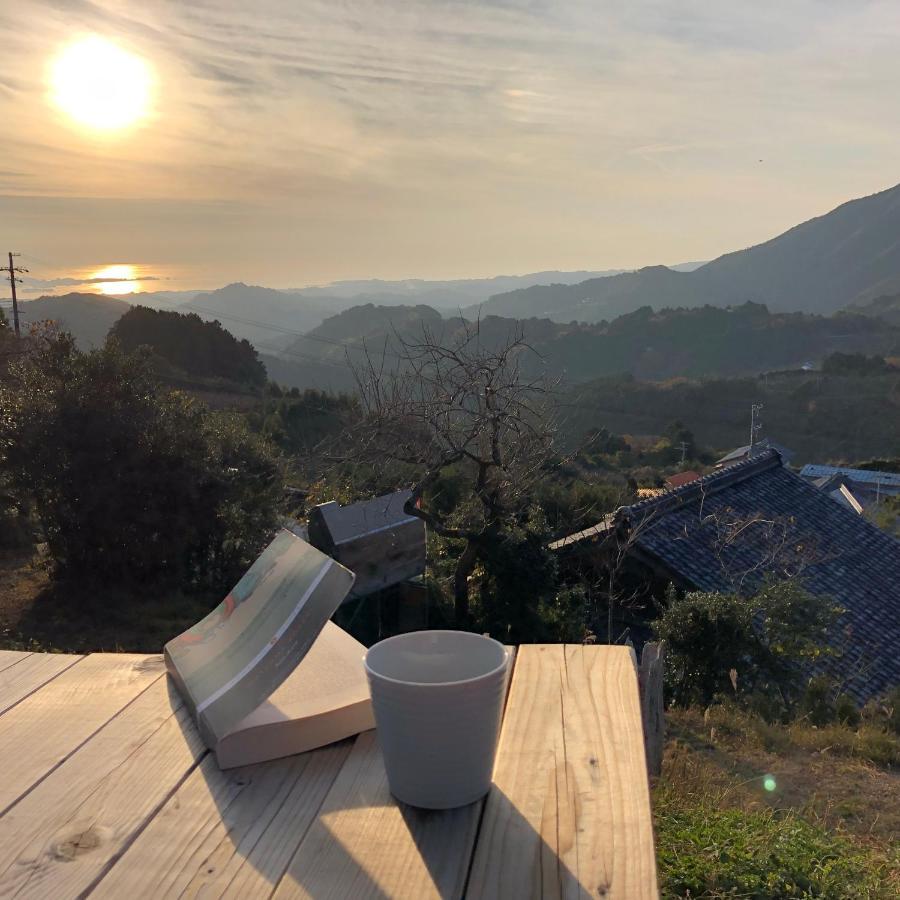 Kumano Winery Guest House ทานาเบะ ภายนอก รูปภาพ